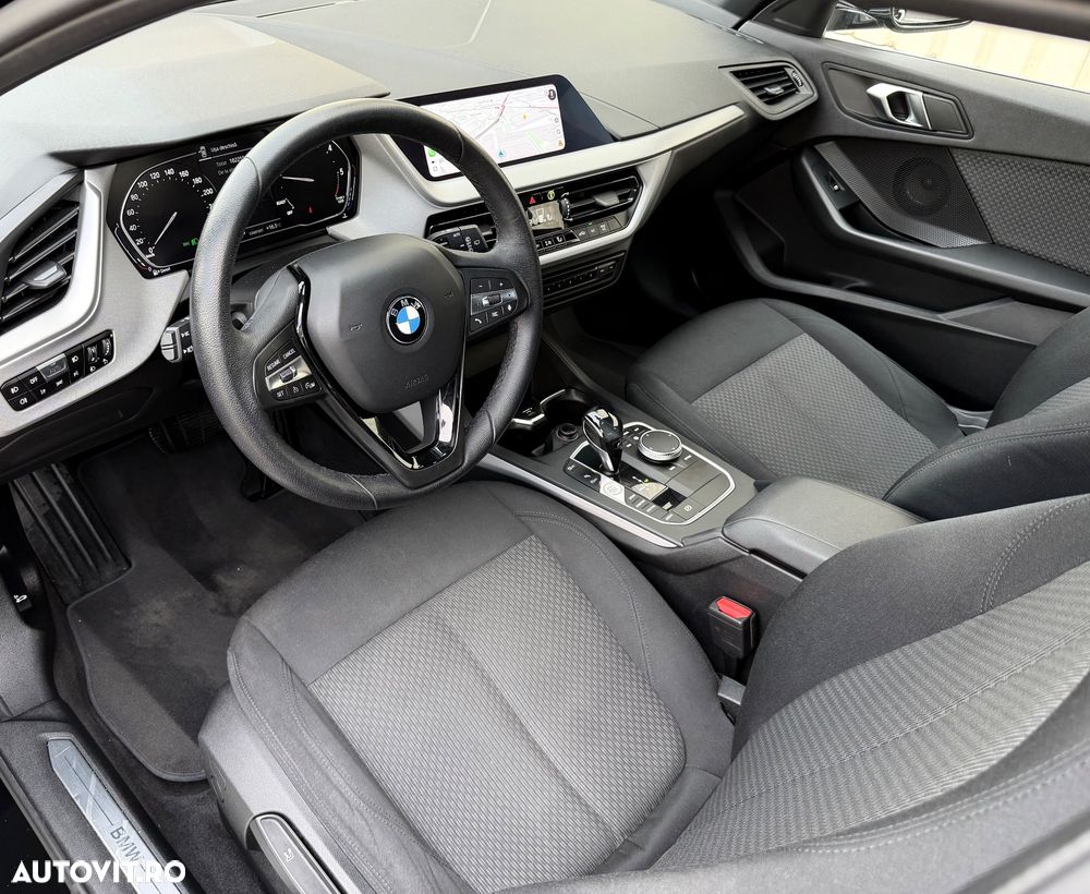 BMW Seria 1 - 25