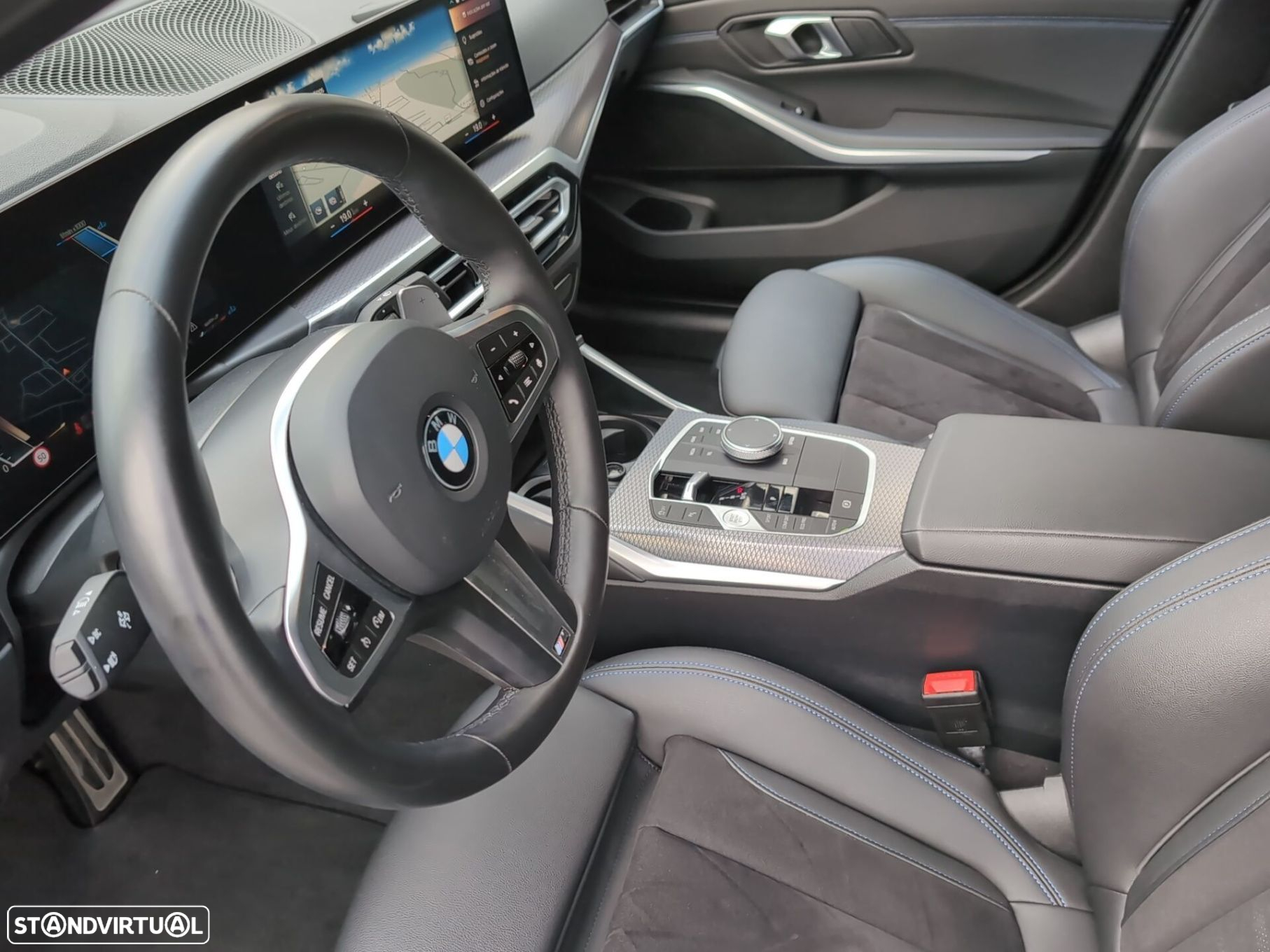 BMW 320 d Touring Pack Desportivo M Auto - 11
