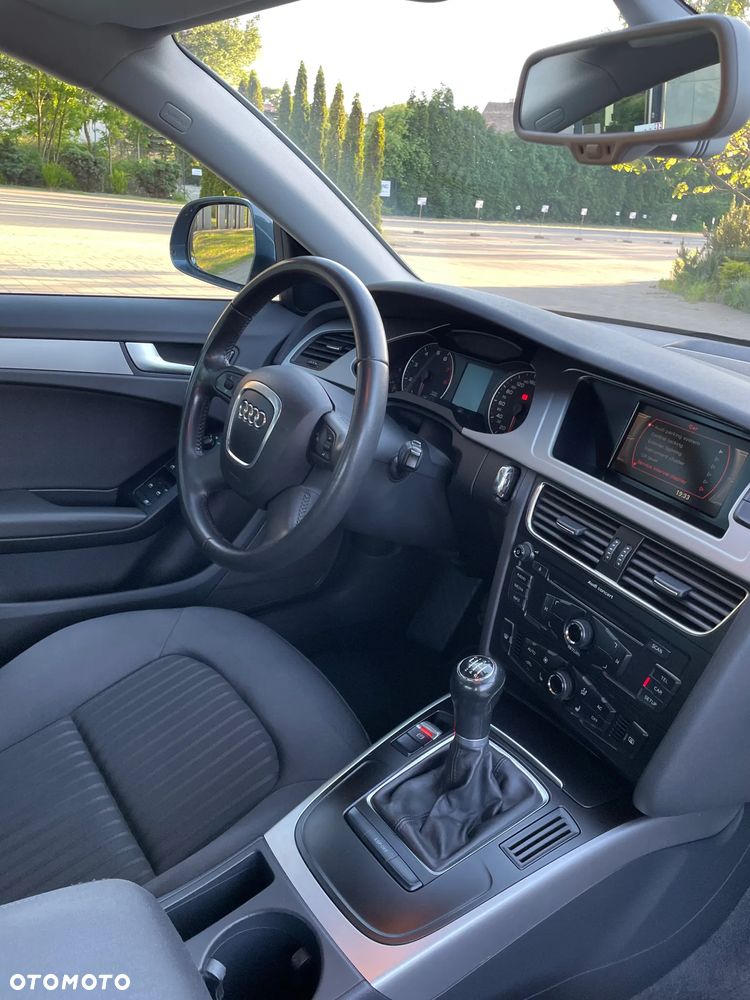 Audi A4 Limousine 1.8 TFSI Ambiente - 18