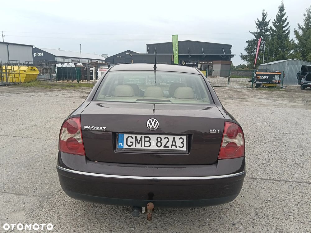 Volkswagen Passat 1.8T Comfortline - 4