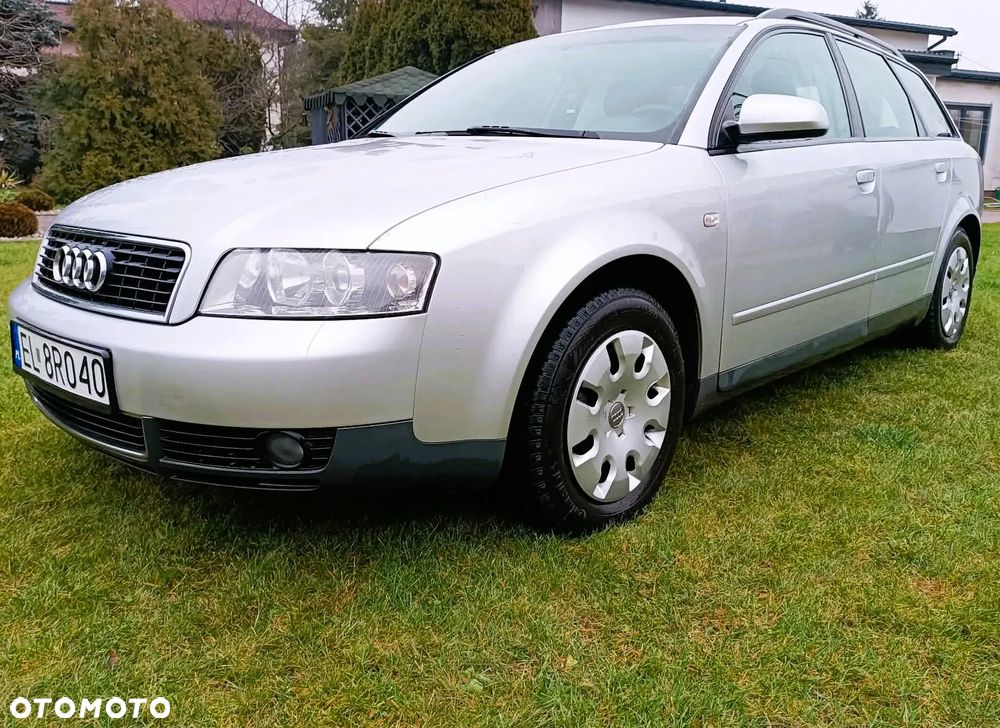 Audi A4 Avant - 4
