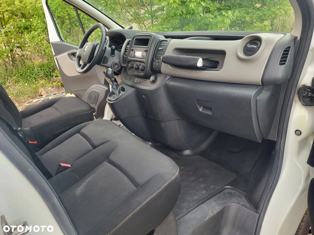Renault Trafic III 2015r 273 tyś Izoterma chłodnia Mroźnia Sklep Food Truck Agregat zasilanie 230V Trafik - 18