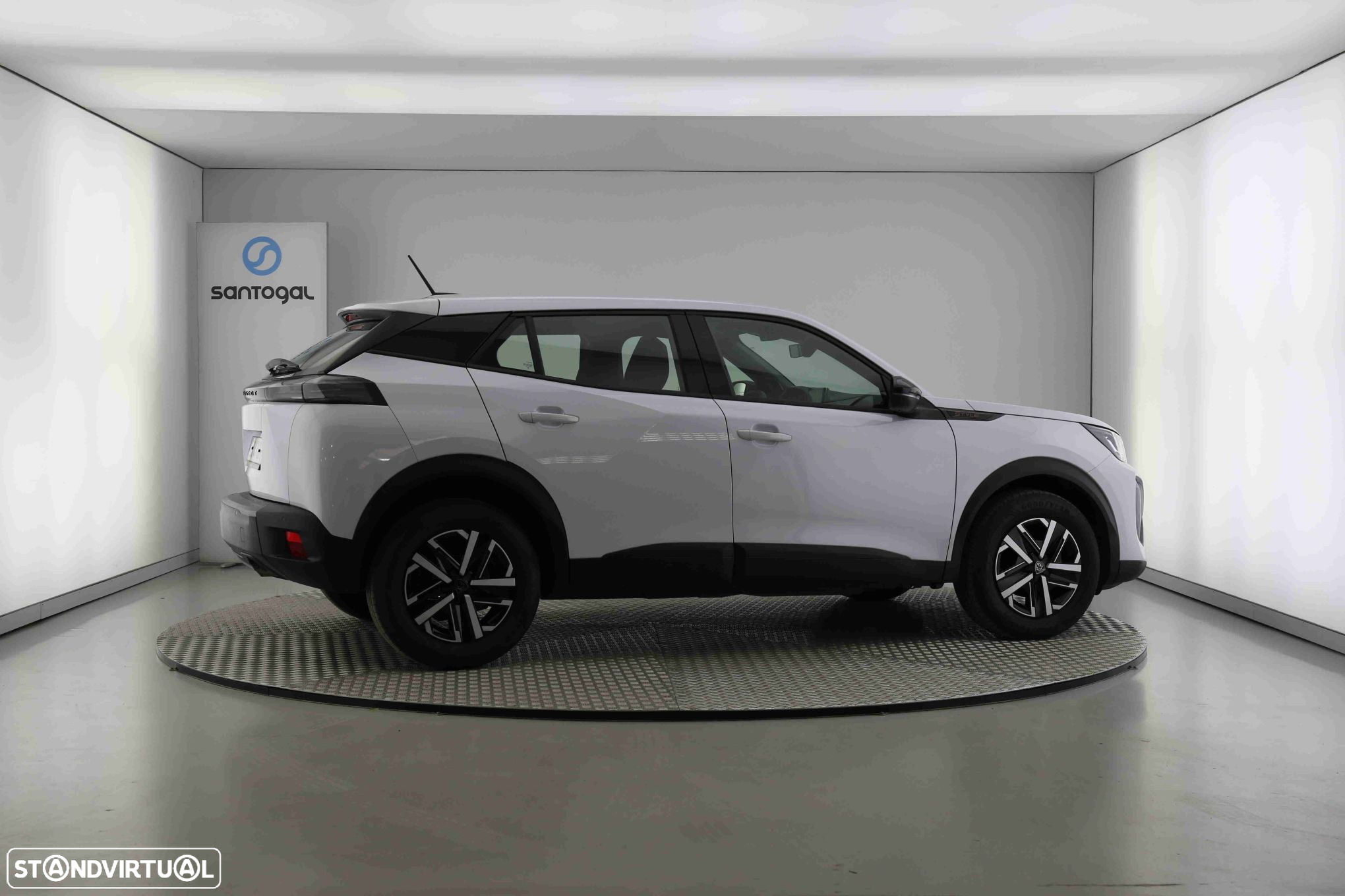 Peugeot 2008 1.2 PureTech Style - 3