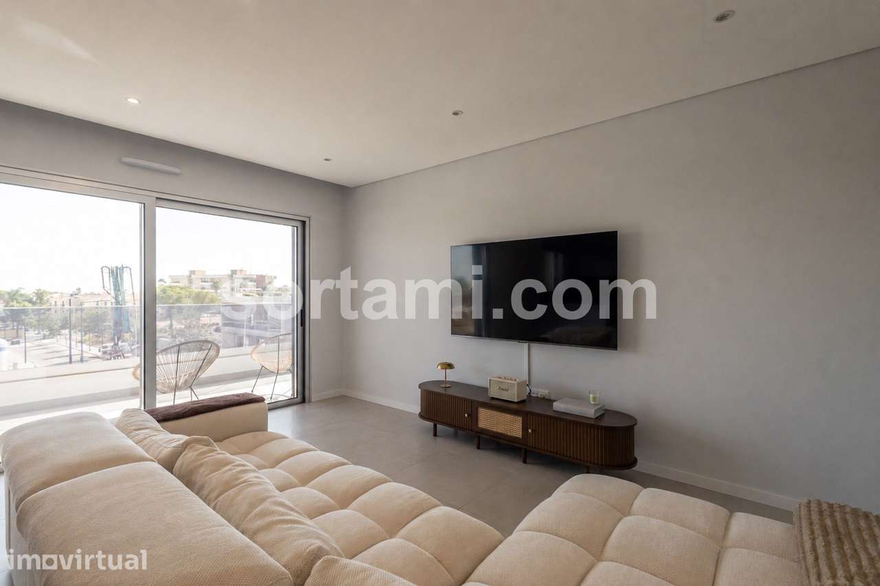 Apartamento T1 Venda em Montenegro,Faro - Grande imagem: 3/15