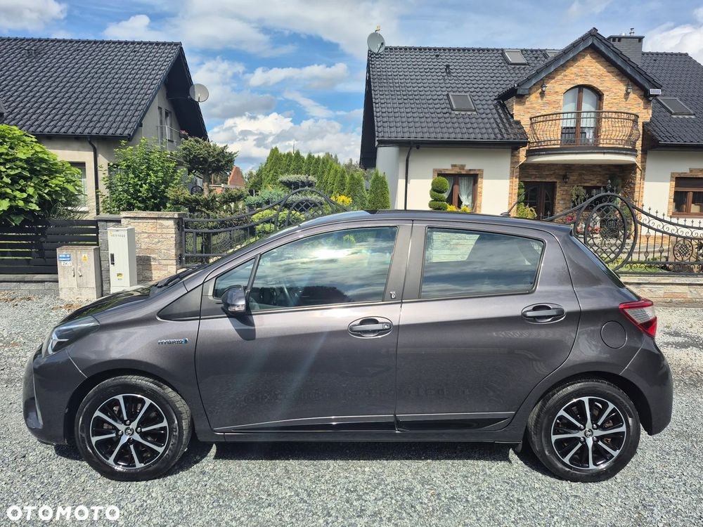 Toyota Yaris 1.5 VVT-i Y20 Team Deutschland - 9