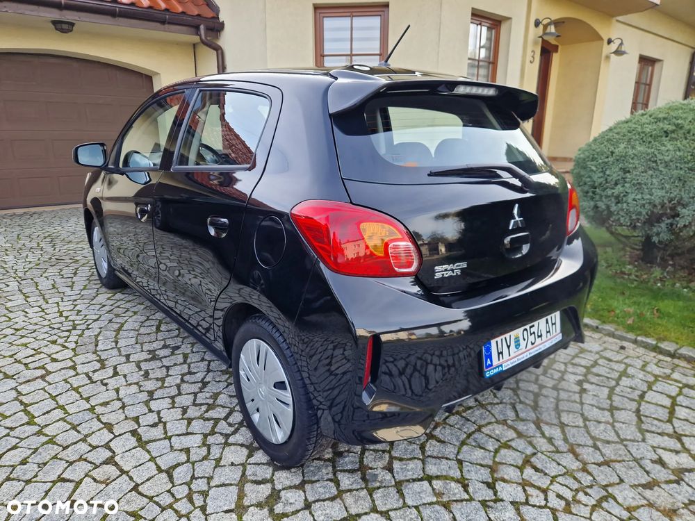 Mitsubishi Space Star - 10