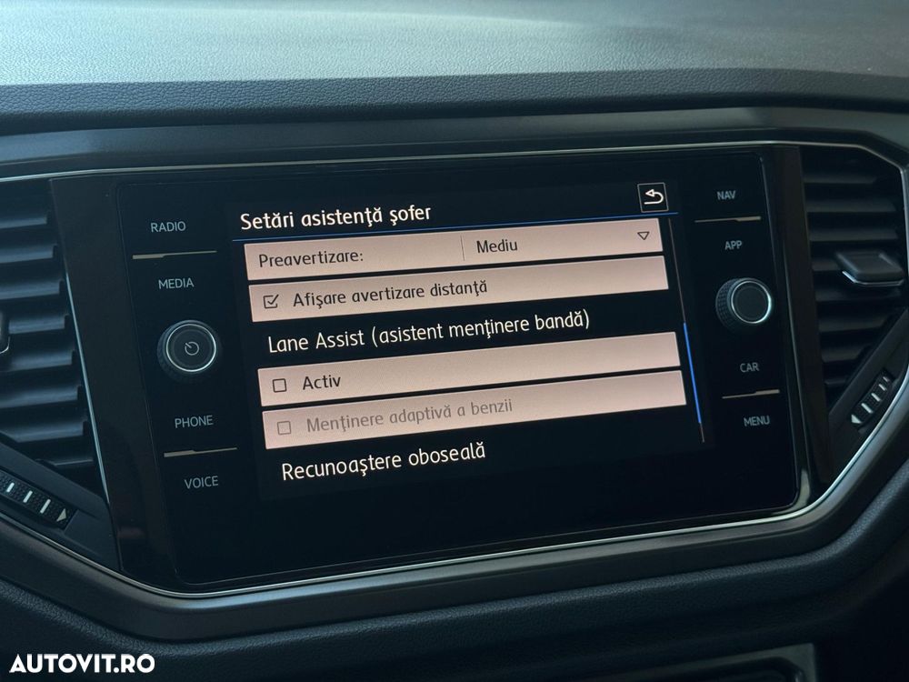 Volkswagen T-Roc - 13