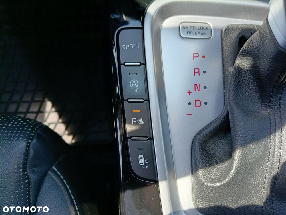 Kia XCeed - 33