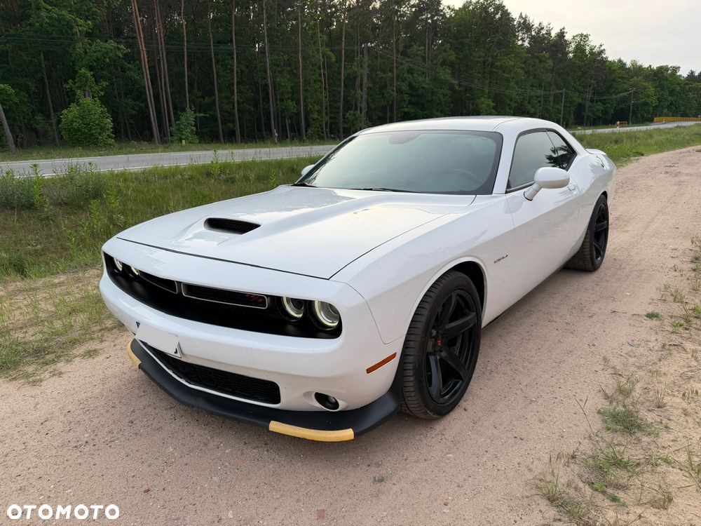 Dodge Challenger - 39