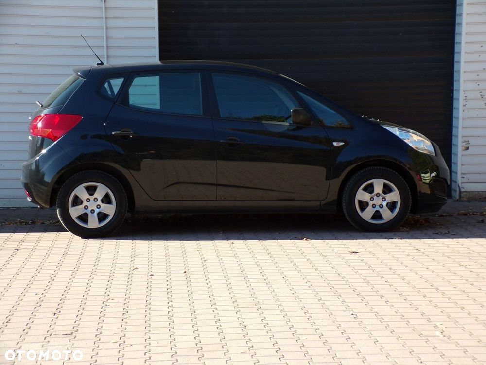 Kia Venga - 5