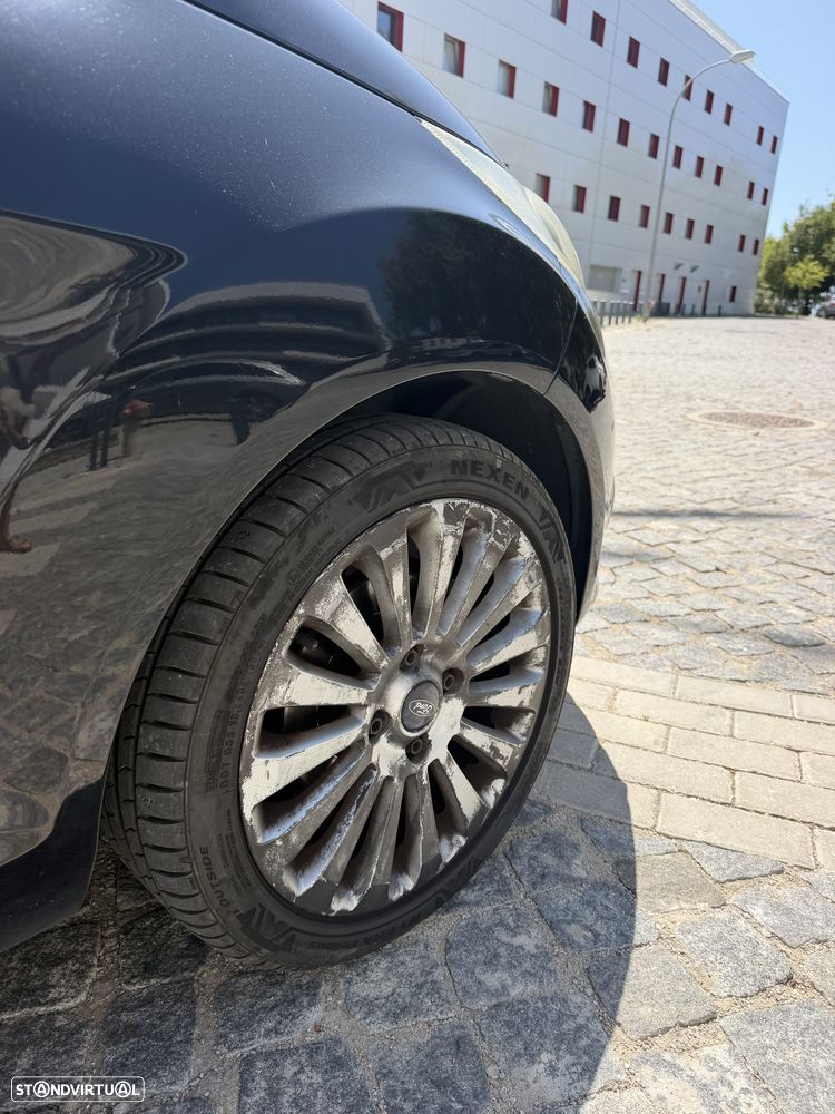 Ford Fiesta - 7