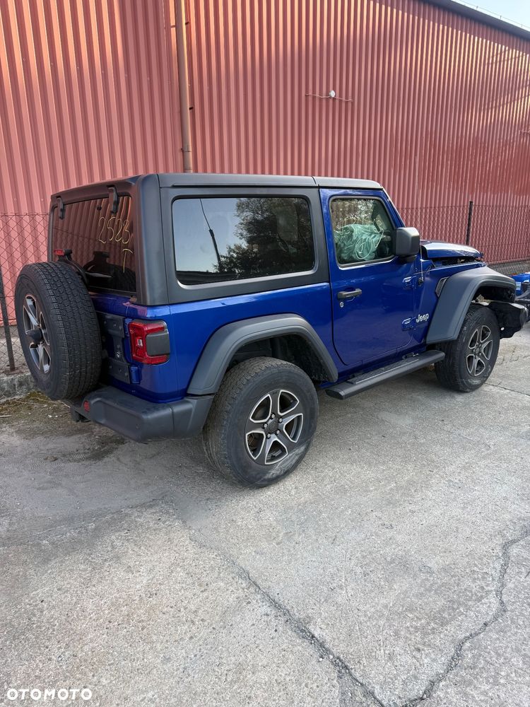 Jeep Wrangler 3.6 Unlim Black Edition II - 16