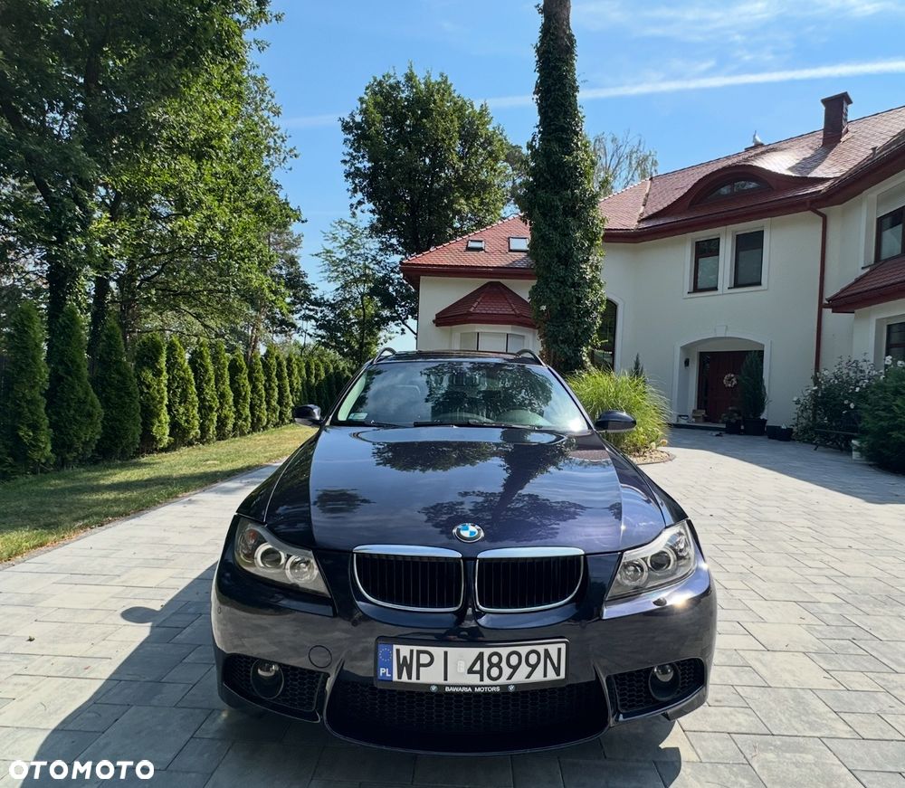 BMW Seria 3 320i - 1