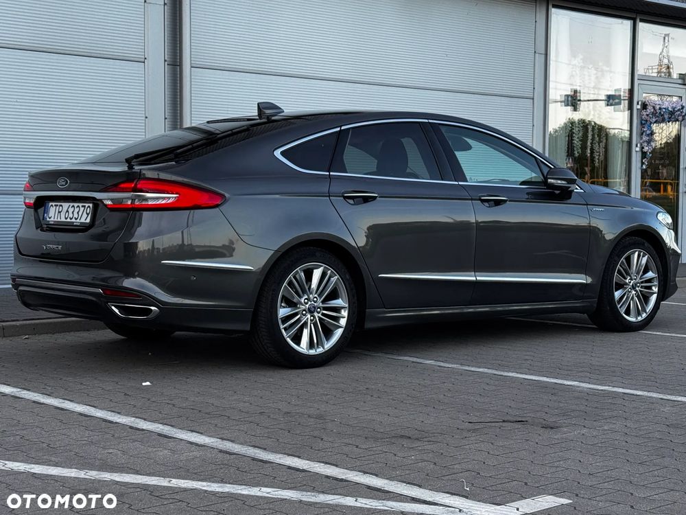 Ford Mondeo 2.0 EcoBlue Vignale - 11