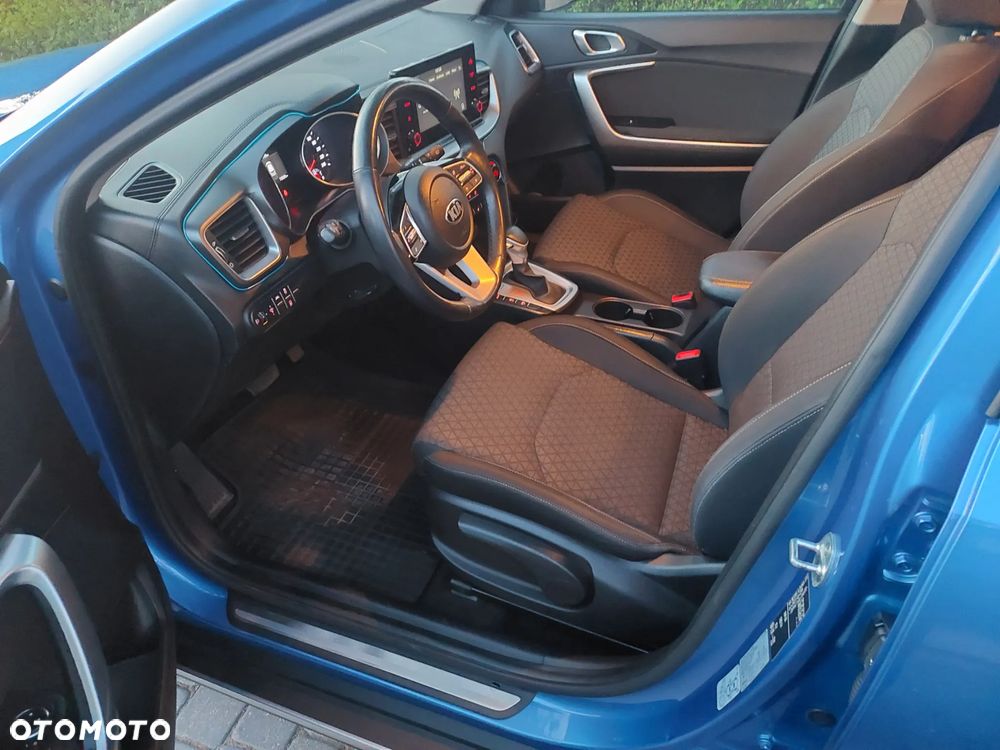 Kia XCeed 1.4 T-GDI L Business Line DCT - 13
