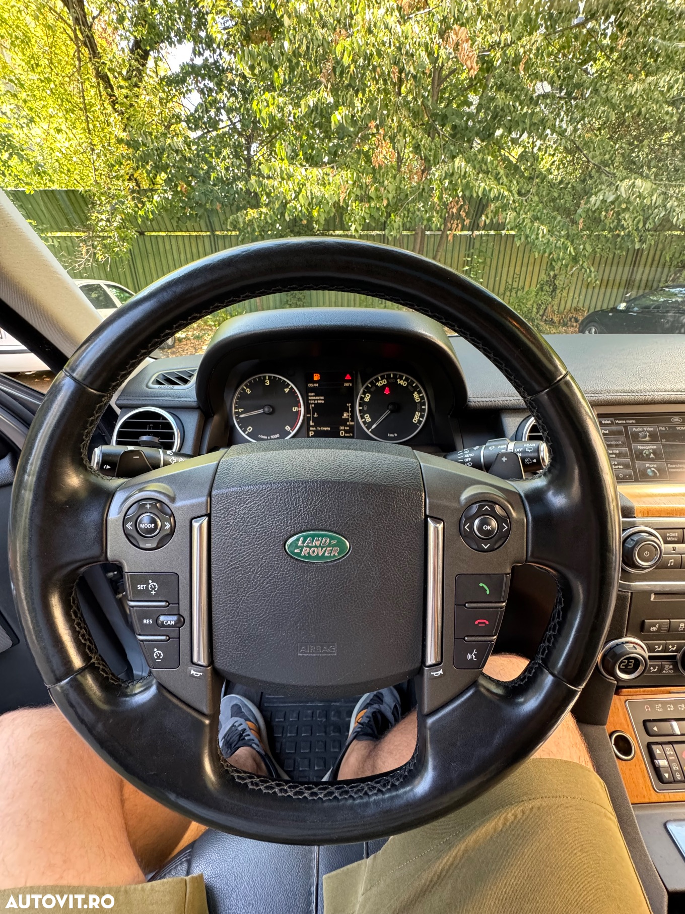 Land Rover Discovery 4 3.0 L SDV6 HSE Aut. - 23