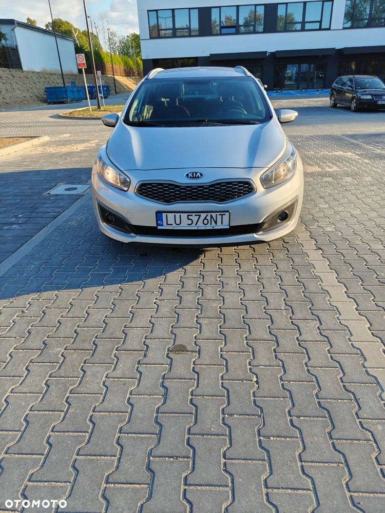 Kia Ceed - 7