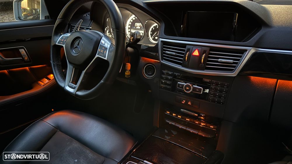Mercedes-Benz E 300 - 40