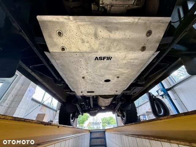 Land Rover Discovery - 28