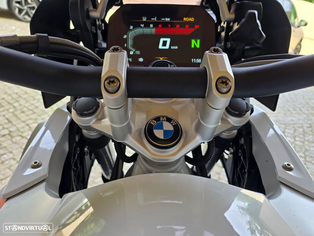 BMW R 1250 GS HP AKRAPOVIC - 9
