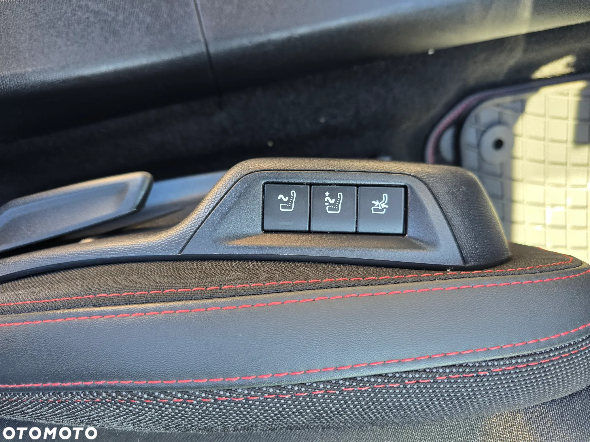 Peugeot 308 1.2 PureTech GPF GT Pack S&S - 23