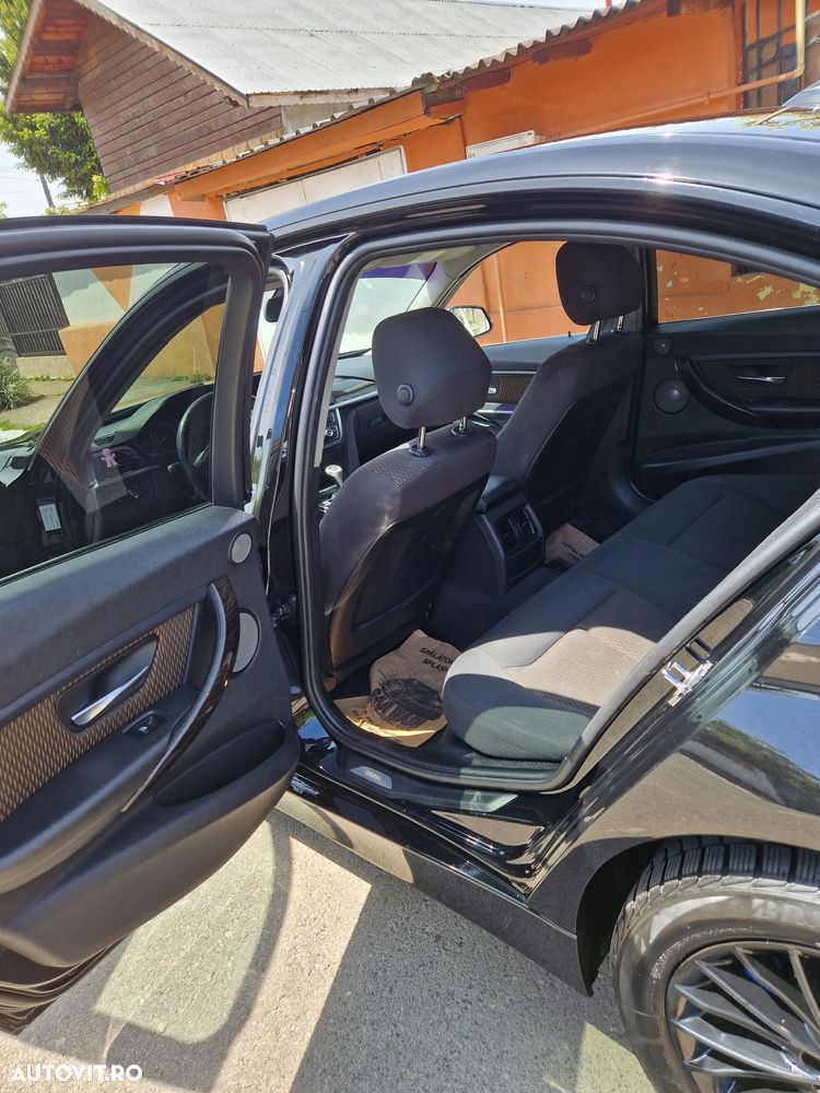 BMW Seria 3 320d DPF - 8