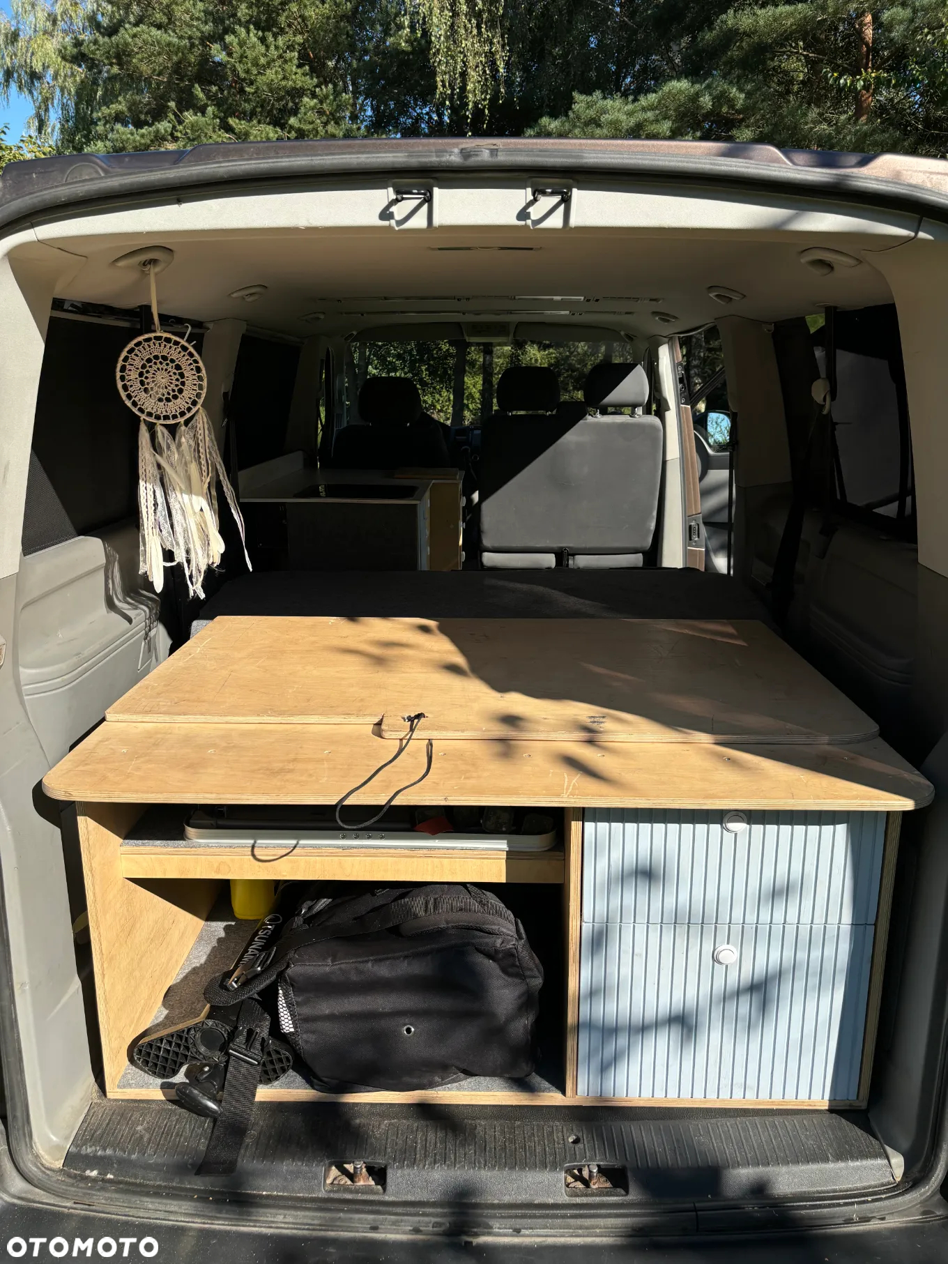 Volkswagen Caravelle - 13