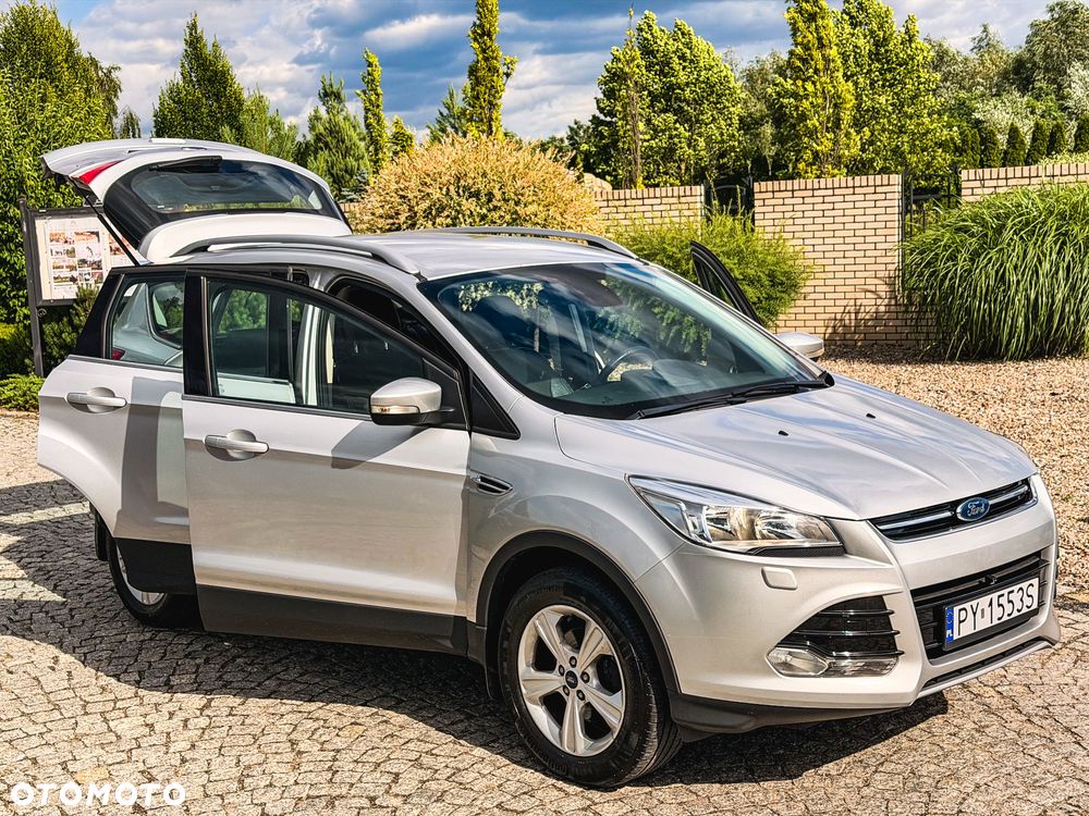 Ford Kuga 1.5 EcoBoost 2x4 Titanium - 20