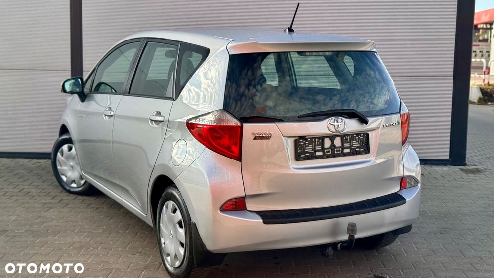 Toyota Verso S 1.33 VVT-i Cool - 17