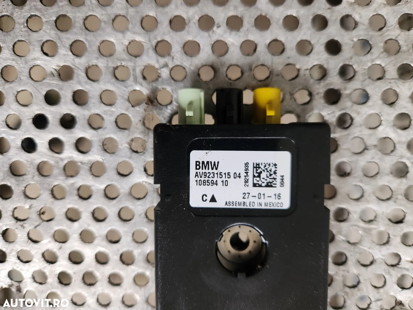 Amplificator Antena Bmw  Seria 3 F31 - Dezmembrari Arad - 4