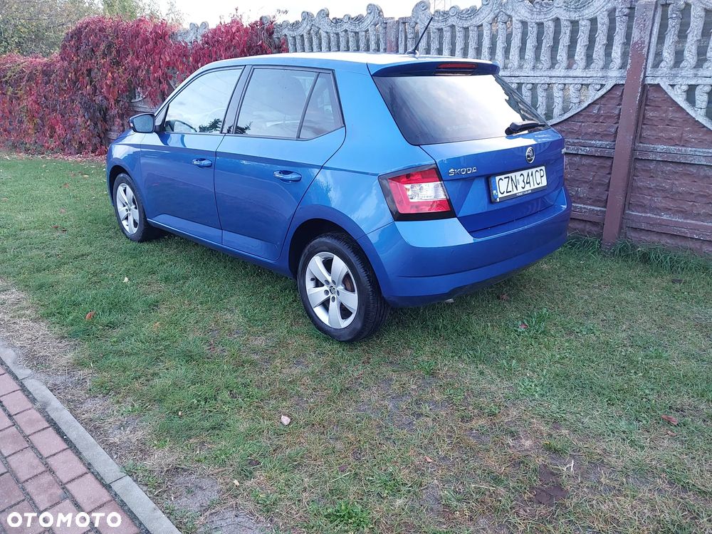 Skoda Fabia 2014 photo 4
