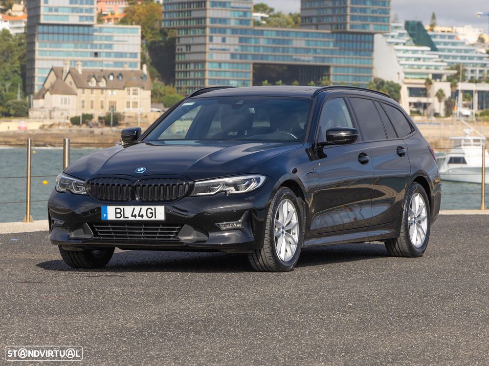 BMW 320 e Touring Aut. Advantage - 1