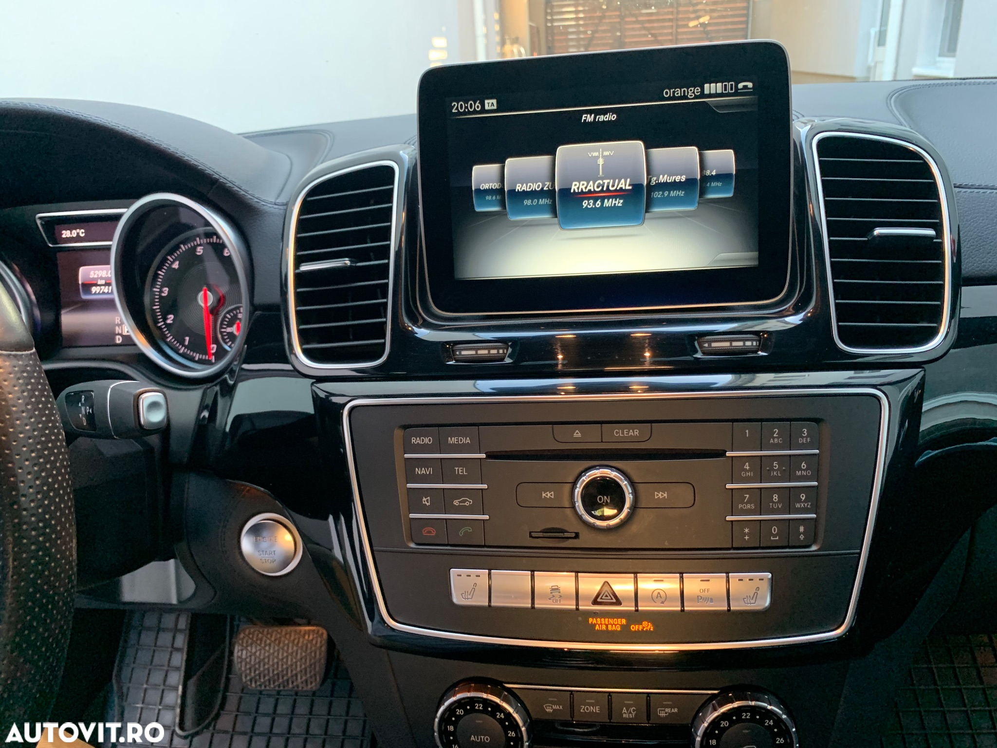 Mercedes-Benz GLS 400 4MATIC Aut - 13