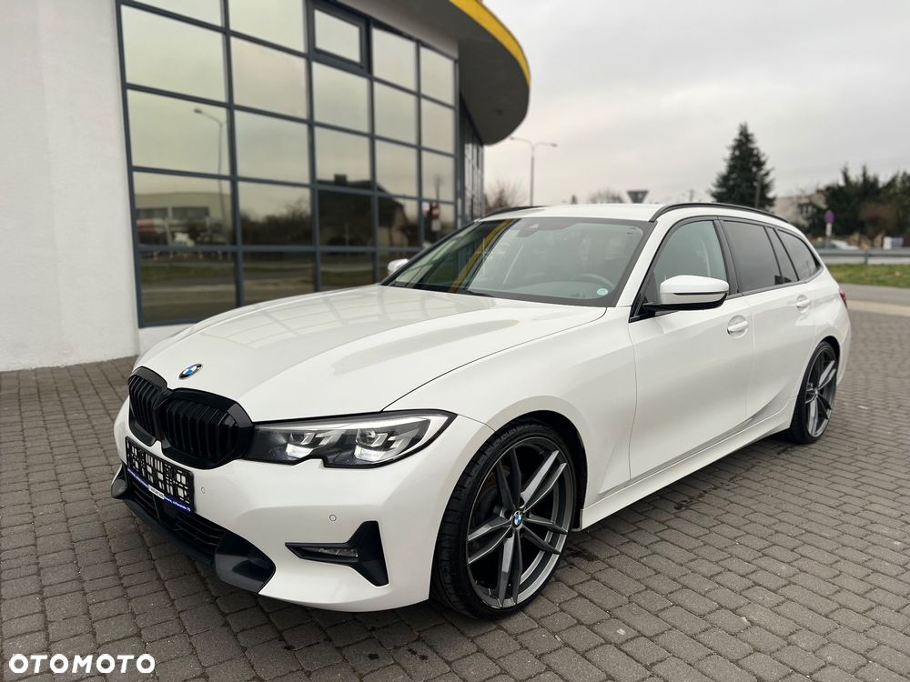 BMW Seria 3 320d Sport Line Shadow - 25