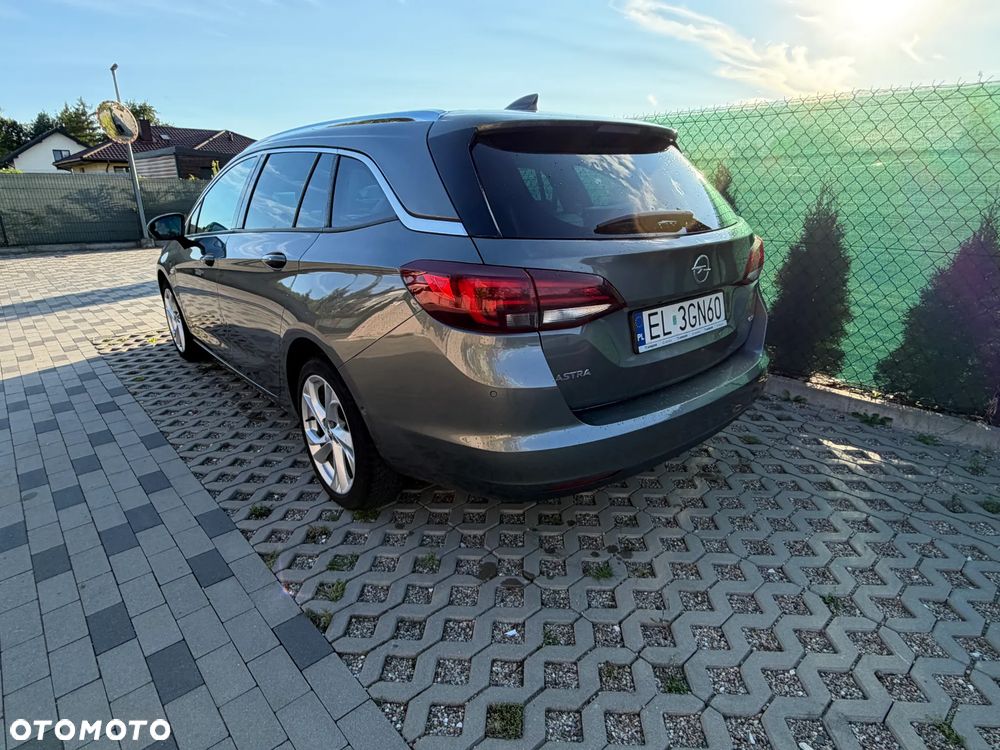 Opel Astra 1.6 CDTI Dynamic - 5