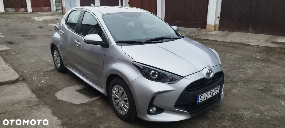 Toyota Yaris 1.5 Comfort - 2