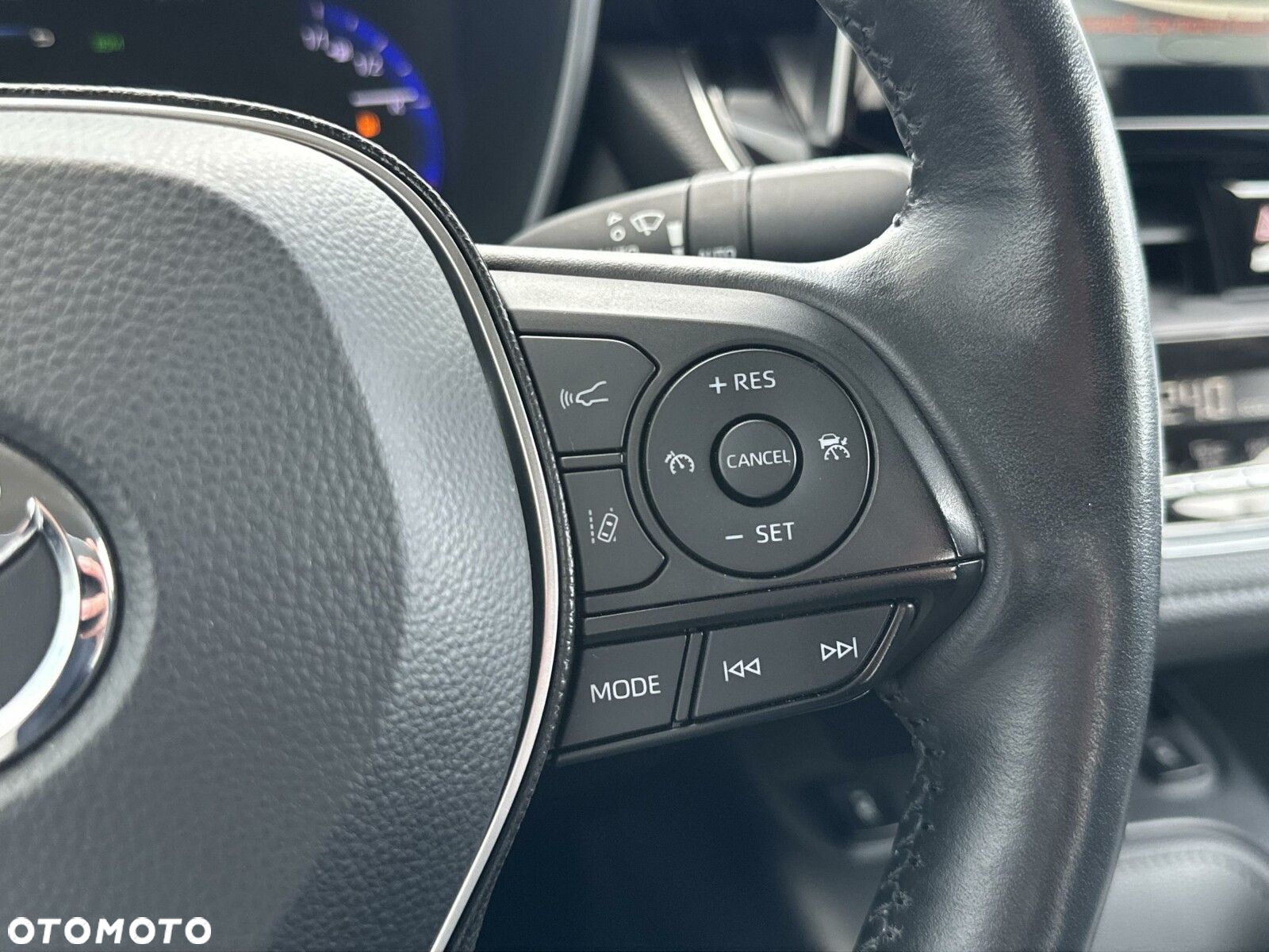 Toyota Corolla - 21