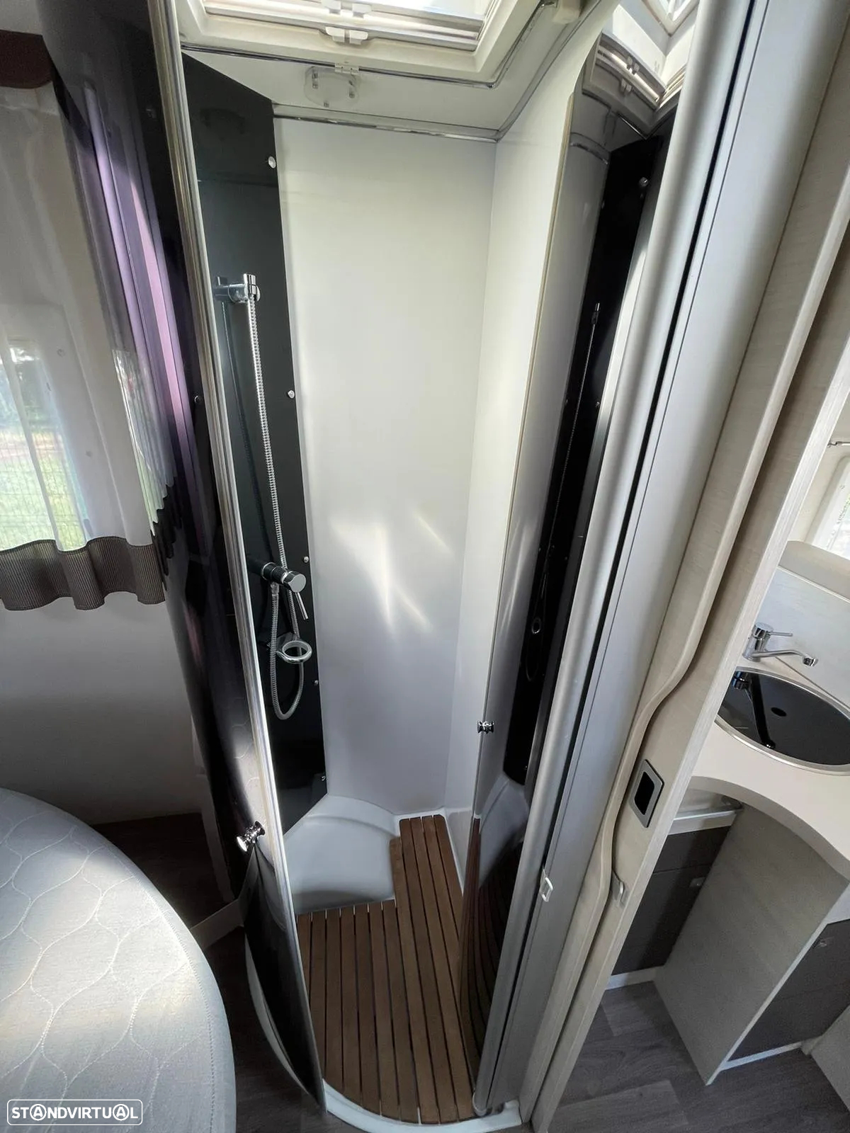 Chausson Trigano KORUS 628EB Cama Central - 23
