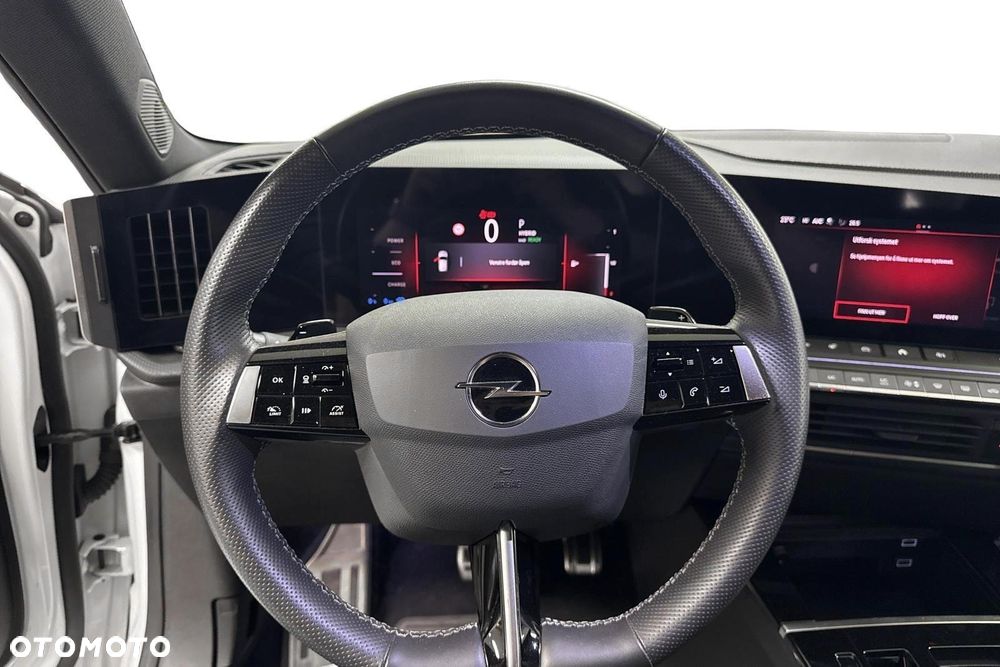 Opel Astra 1.6 T Plug-in Hybrid GS - 29