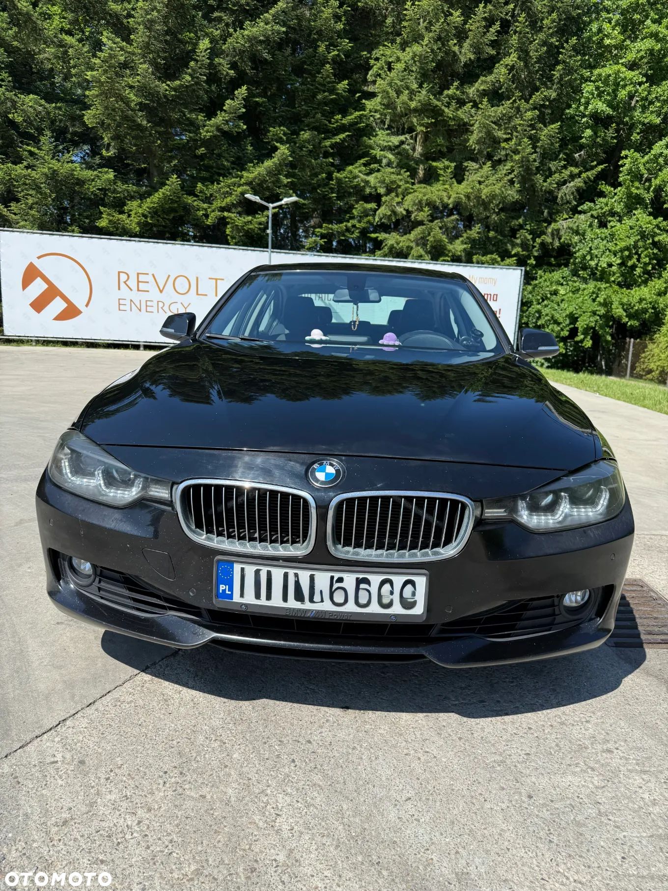 BMW Seria 3 320i - 1