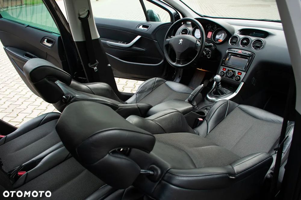 Peugeot 308 1.6 Premium Plus - 28