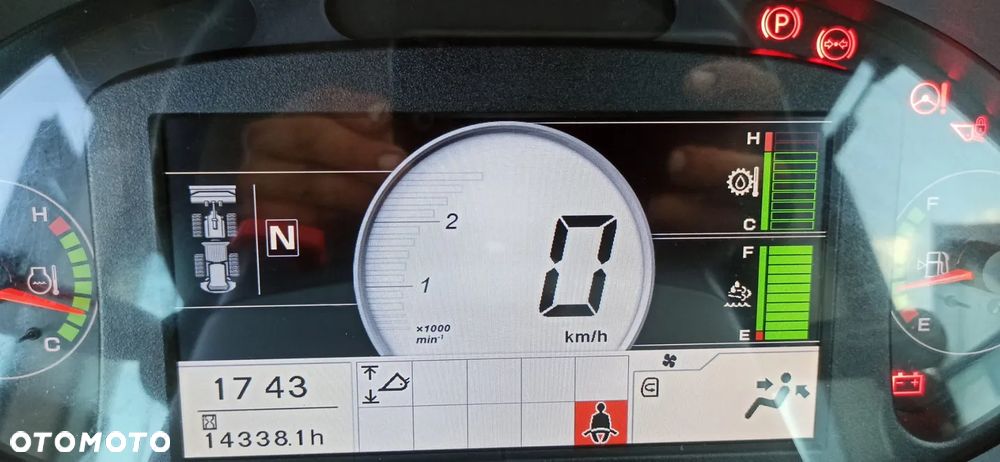 Hitachi ZW220-6 - 17