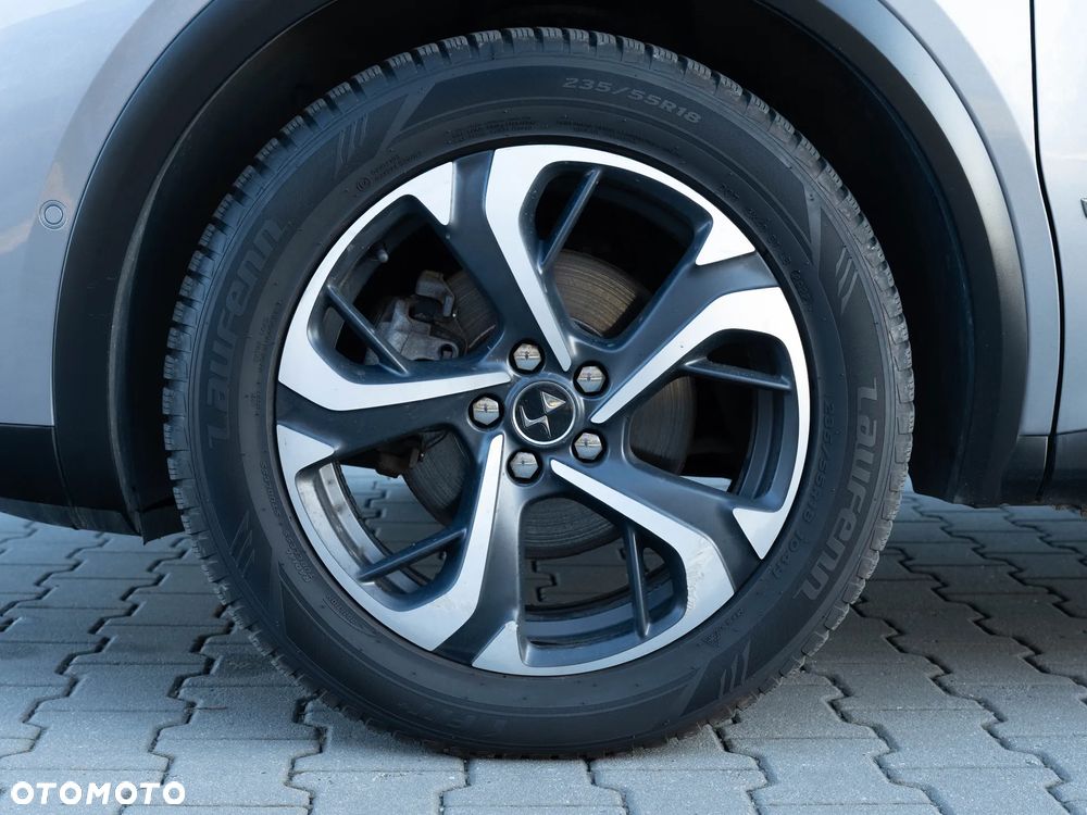 DS Automobiles DS 7 Crossback - 15