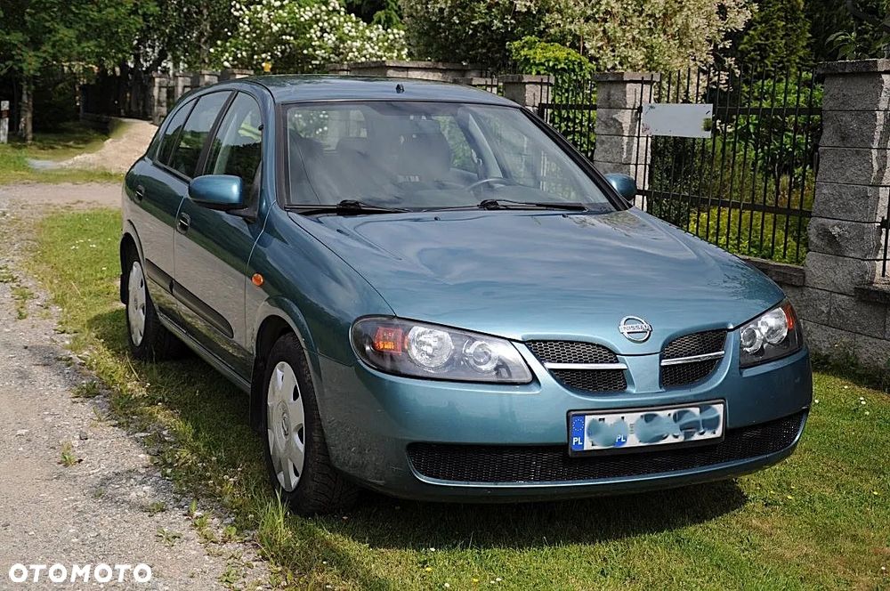 Nissan Almera 1.5 Visia + - 2