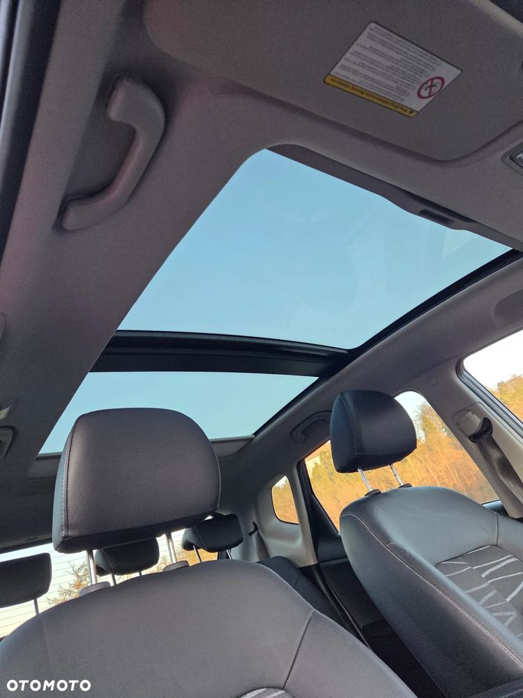 Kia Venga 1.6 CVVT Titanium Collection - 23