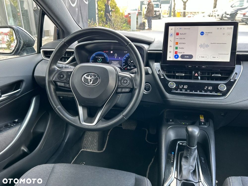 Toyota Corolla 1.8 Hybrid Comfort - 12