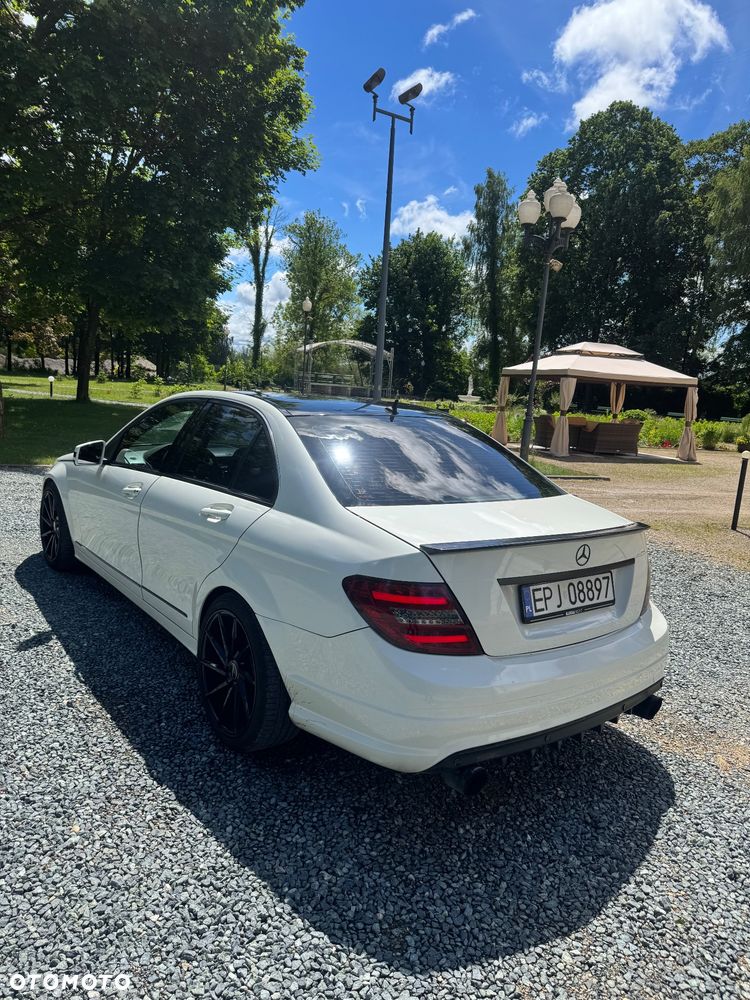 Mercedes-Benz Klasa C 180 Kompressor Avantgarde - 11
