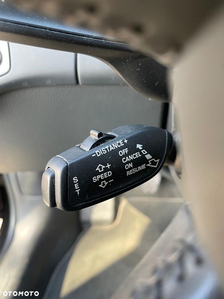 Audi A4 Avant 2.0 TDI - 19