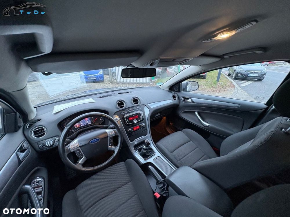 Ford Mondeo 1.6 T Platinium X Plus (Trend) - 24