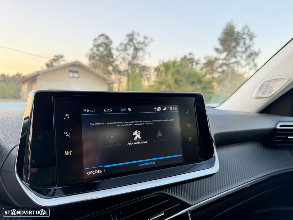 Peugeot 2008 1.2 PureTech Allure Pack - 15